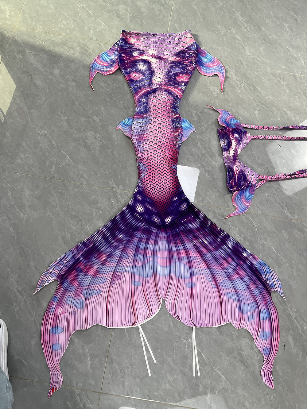 Original Color Mermaid Tail Me - Aquarium & Marine Museum Universiti Malaysia Sabah Kota Kinabalu Sabah review and price